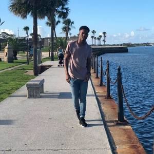 Meet your Posher, Rene-paul